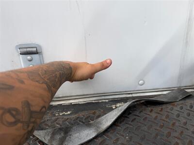 2022 ISUZU NQR FlatBed   - Photo 5 - Medley, FL 33166