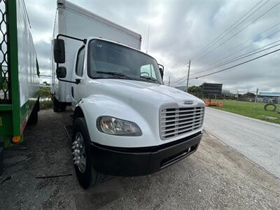 2017 Freightliner M-2   - Photo 2 - Medley, FL 33166