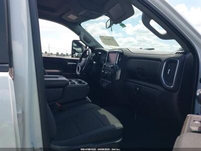 2022 Chevrolet Silverado 2500HD LT   - Photo 7 - Arecibo, PR 00612