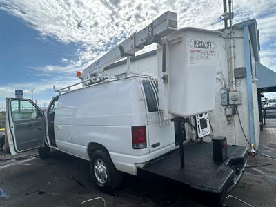 2005 Ford E-350 SD   - Photo 3 - Medley, FL 33166