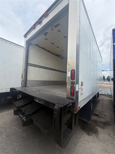 2015 Isuzu NQR - Photo 6 - Medley, FL 33166