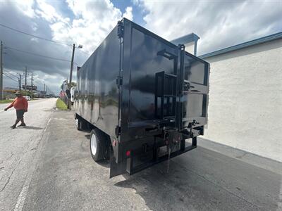 2017 Isuzu NRR   - Photo 4 - Medley, FL 33166