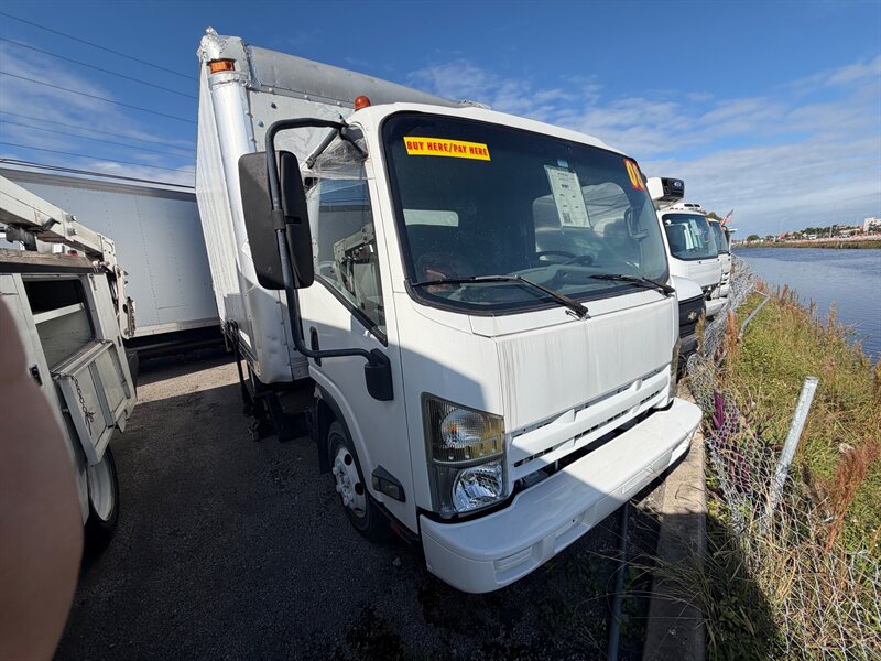 2008 Isuzu NPR