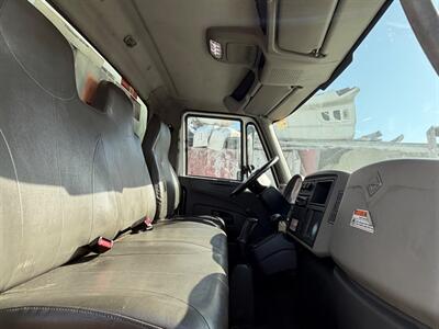 2017 International DuraStar 4300 - Photo 2 - Medley, FL 33166