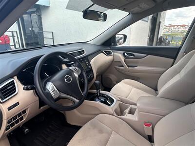 2016 Nissan Rogue S   - Photo 5 - Medley, FL 33166