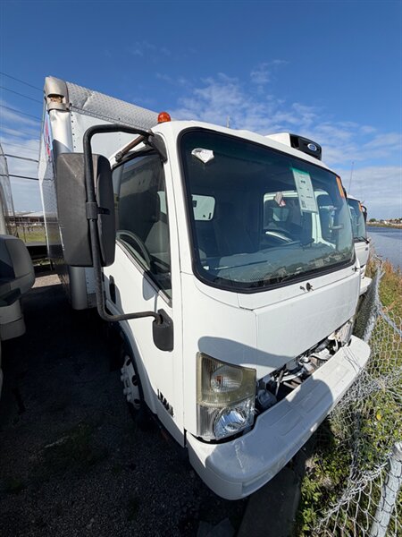 2011 Isuzu NPR