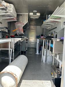 1996 GMC LUNCH TRUCK   - Photo 9 - Medley, FL 33166