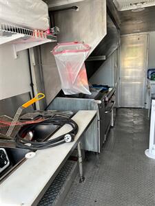 1996 GMC LUNCH TRUCK   - Photo 7 - Medley, FL 33166