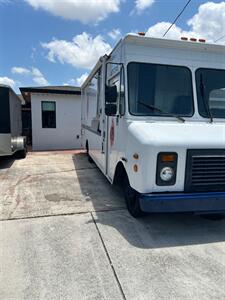1996 GMC LUNCH TRUCK   - Photo 6 - Medley, FL 33166