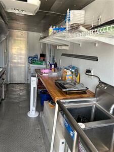 1996 GMC LUNCH TRUCK   - Photo 8 - Medley, FL 33166