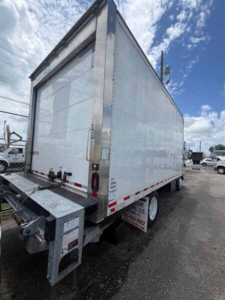 2024 Chevrolet 4500HD LCF - Photo 3 - Medley, FL 33166
