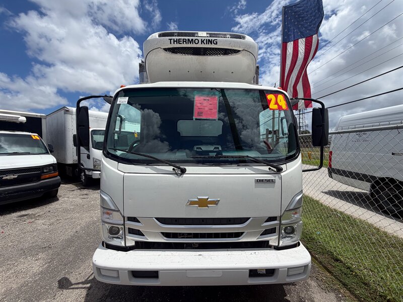 2024 Chevrolet 4500HD LCF - Photo 2 - Medley, FL 33166