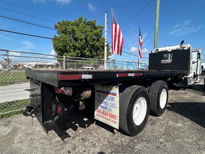 2011 Freightliner CASCADIA   - Photo 3 - Medley, FL 33166