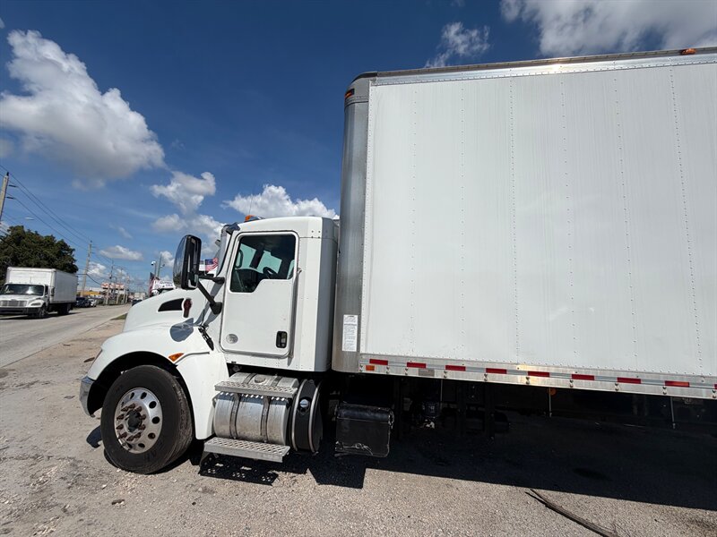 2020 Kenworth T370 - Photo 4 - Medley, FL 33166