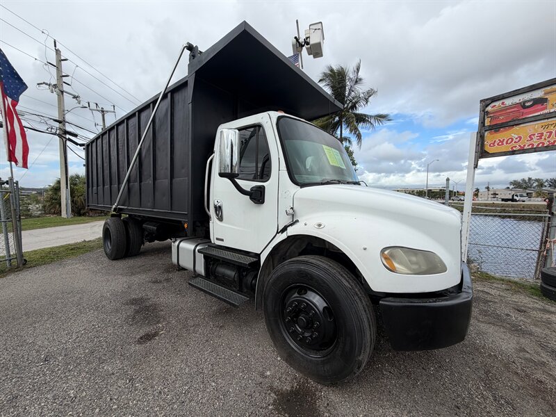 2012 FREIGHTLINER M-2   - Photo 1 - Medley, FL 33166