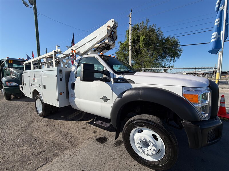 2011 Ford F-450 Super Duty   - Photo 1 - Medley, FL 33166