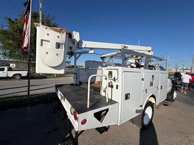 2011 Ford F-450 Super Duty   - Photo 3 - Medley, FL 33166