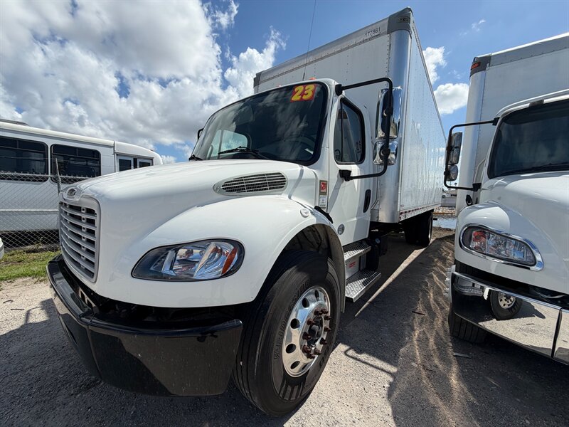 2023 FREIGHTLINER M-2  