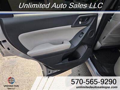 2015 Subaru Forester 2.5i Limited All Wheel Drive  Financing Available - Photo 13 - Larksville, PA 18651