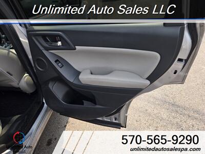 2015 Subaru Forester 2.5i Limited All Wheel Drive  Financing Available - Photo 16 - Larksville, PA 18651