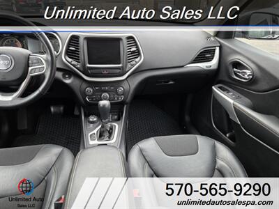 2018 Jeep Cherokee Latitude Plus  Financing Available - Photo 19 - Larksville, PA 18651