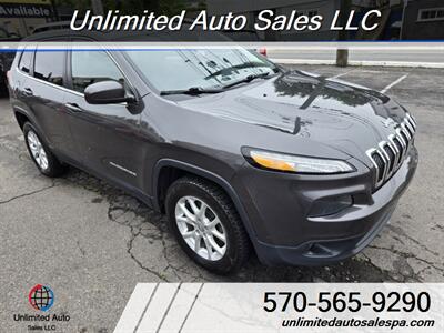 2018 Jeep Cherokee Latitude Plus  Financing Available - Photo 8 - Larksville, PA 18651
