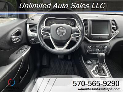 2018 Jeep Cherokee Latitude Plus  Financing Available - Photo 20 - Larksville, PA 18651