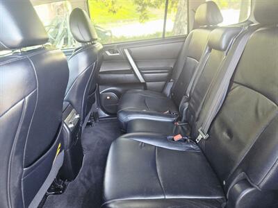 2011 Toyota Highlander   - Photo 13 - Ventura, CA 93003