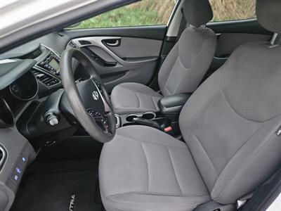 2015 Hyundai Elantra SE   - Photo 8 - Ventura, CA 93003