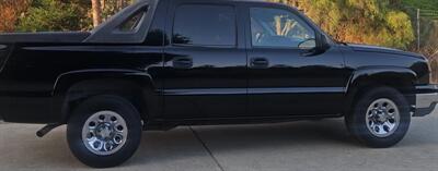 2003 Chevrolet Avalanche 1500 4dr 1500 Crew Cab SB   - Photo 9 - Ventura, CA 93003