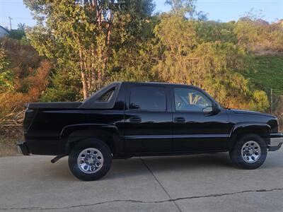 2003 Chevrolet Avalanche 1500 4dr 1500 Crew Cab SB   - Photo 8 - Ventura, CA 93003
