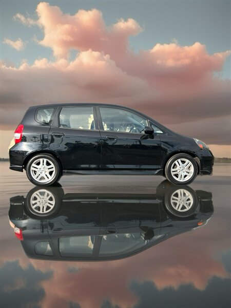 2008 Honda Fit Sport   - Photo 1 - Ventura, CA 93003