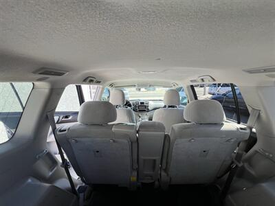 2013 Toyota Highlander Plus   - Photo 22 - Ventura, CA 93003