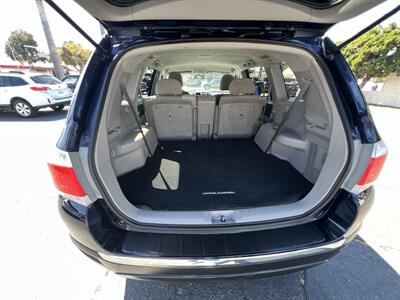 2013 Toyota Highlander Plus   - Photo 17 - Ventura, CA 93003