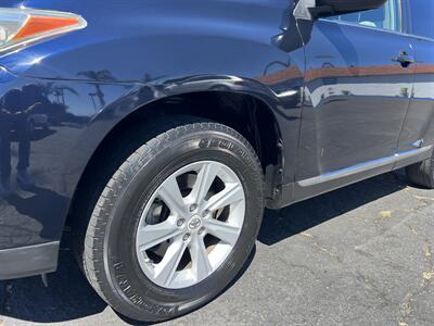 2013 Toyota Highlander Plus   - Photo 9 - Ventura, CA 93003