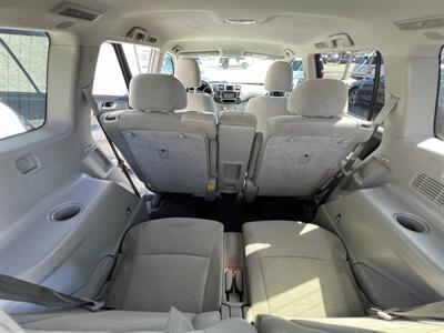 2013 Toyota Highlander Plus   - Photo 19 - Ventura, CA 93003