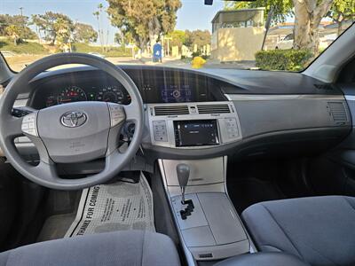 2005 Toyota Avalon XL   - Photo 7 - Ventura, CA 93003