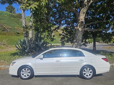 2005 Toyota Avalon XL   - Photo 2 - Ventura, CA 93003