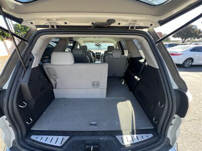 2008 GMC Acadia SLT-2   - Photo 12 - Ventura, CA 93003