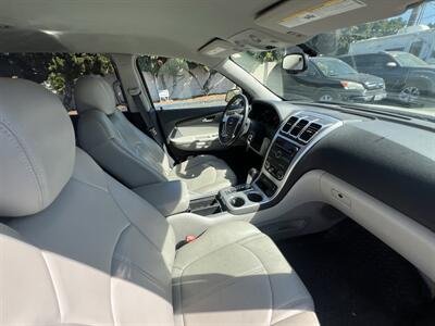 2008 GMC Acadia SLT-2   - Photo 9 - Ventura, CA 93003