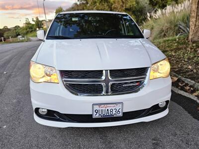 2017 Dodge Grand Caravan SXT   - Photo 5 - Ventura, CA 93003