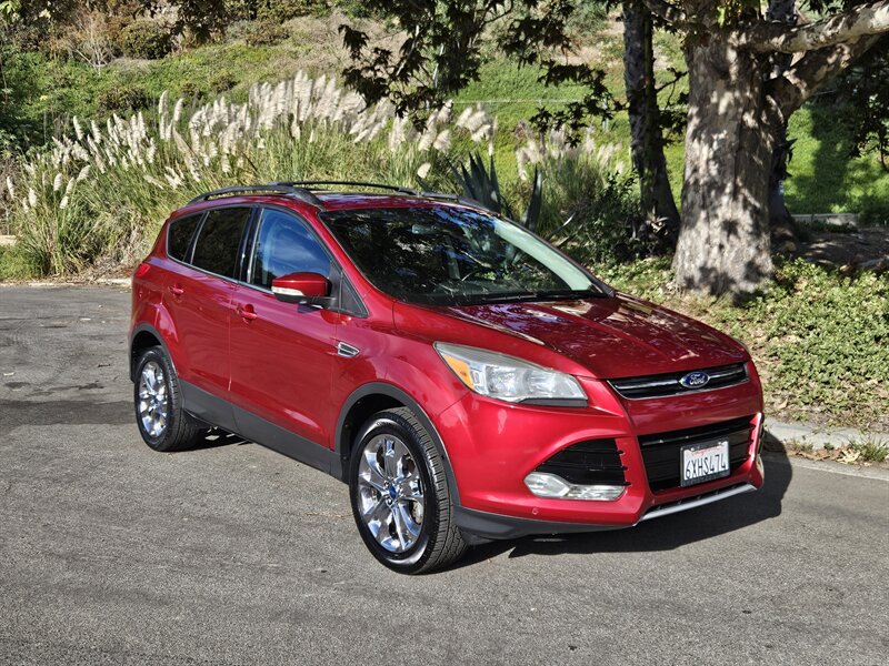 2013 Ford Escape SEL   - Photo 1 - Ventura, CA 93003