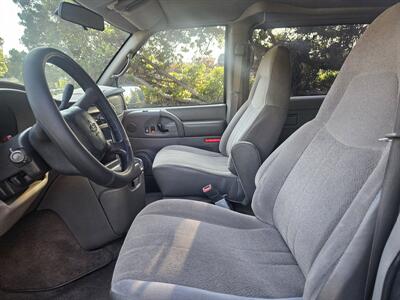 2005 Chevrolet Astro   - Photo 8 - Ventura, CA 93003