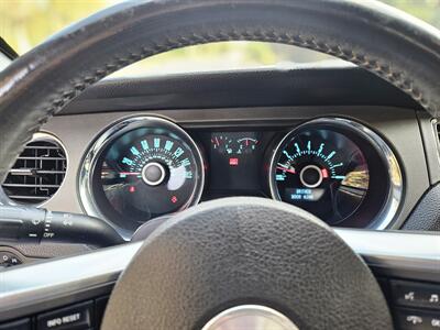 2013 Ford Mustang V6   - Photo 8 - Ventura, CA 93003