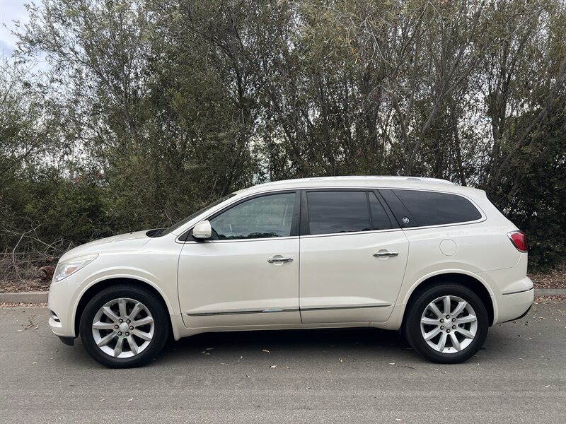 2015 Buick Enclave Premium   - Photo 1 - Ventura, CA 93003
