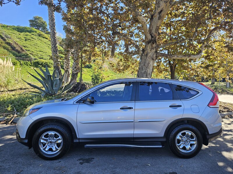 2013 Honda CR-V LX   - Photo 1 - Ventura, CA 93003