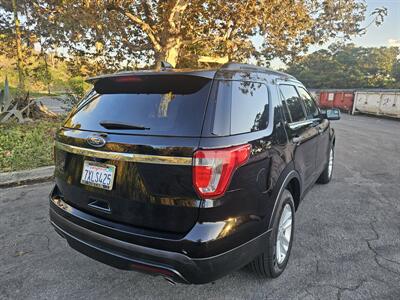 2017 Ford Explorer - Photo 5 - Ventura, CA 93003