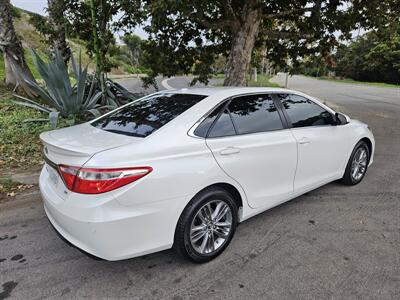 2017 Toyota Camry SE - Photo 4 - Ventura, CA 93003