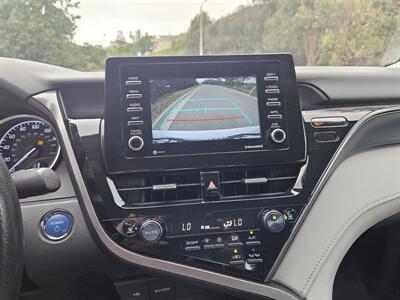 2022 Toyota Camry Hybrid LE   - Photo 6 - Ventura, CA 93003