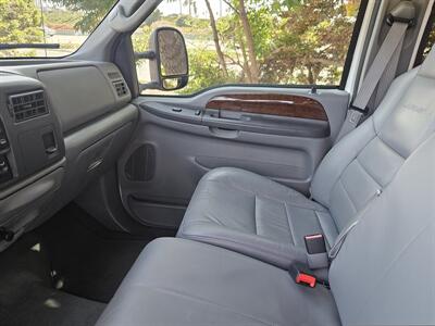 2004 Ford F-250 Super Duty Lariat   - Photo 9 - Ventura, CA 93003